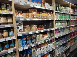 706-biocoop-montpellier-clemenceau-bio-magasin-epicerie-confiture-miel.webp