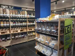 706-biocoop-montpellier-clemenceau-bio-magasin-rayon-vrac-environnement-accessible.webp